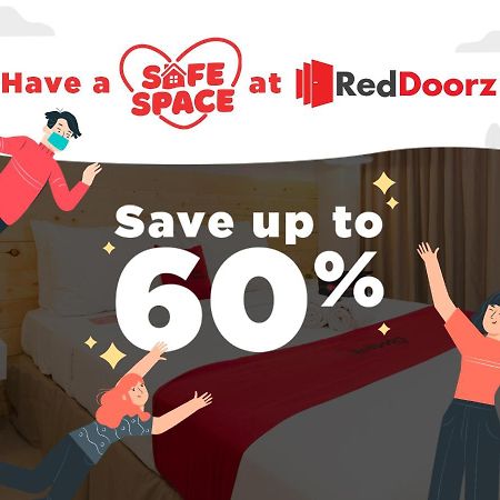 Reddoorz Near V Mapa Station Hotel Manilla Buitenkant foto